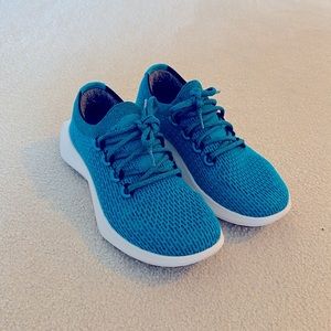 AllBirds Tree Dashers 2 Teal 9.5 (LIKE NEW)